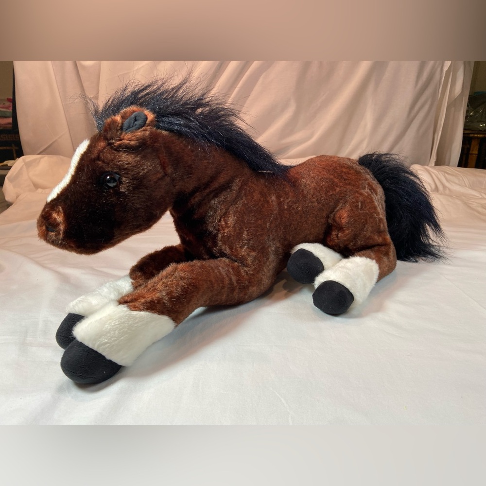 Breyer‎ Stuffed Plush Horse 18” Long Plus 6” Tail Sitting Position Cuddles